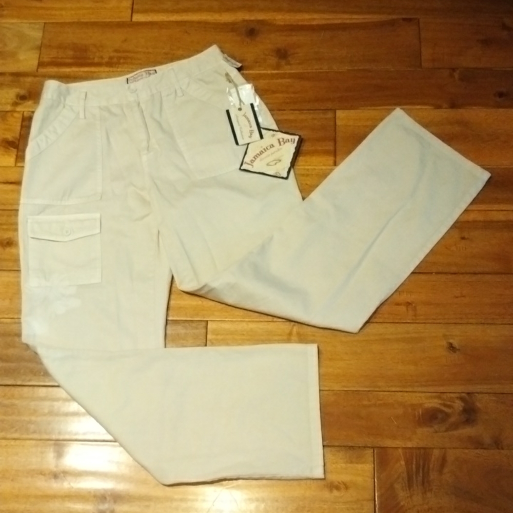 100% Cotton Jamaica Bay Cargo Pants W/ Embroidered Logo - Picture 2 of 10